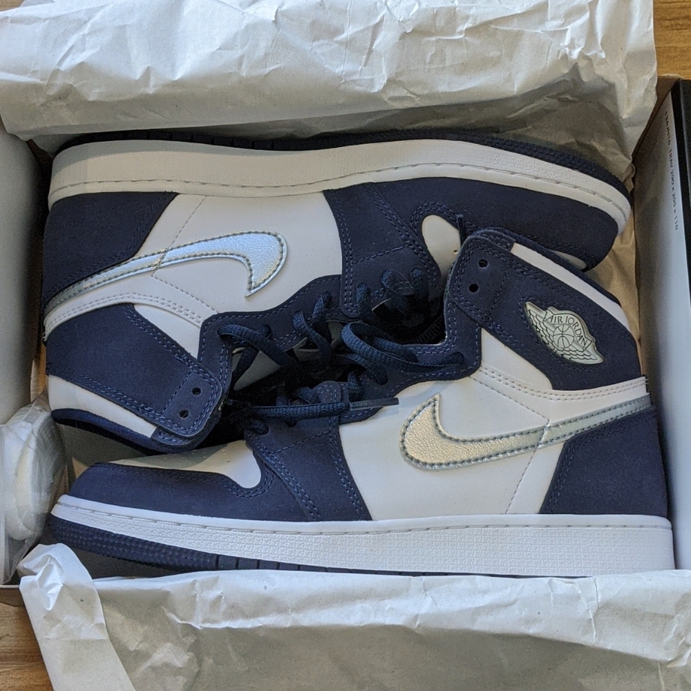 Unisex Jordan 1 mid Midnight Navy